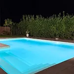 Stunning In Roccazzo Casa de Férias *