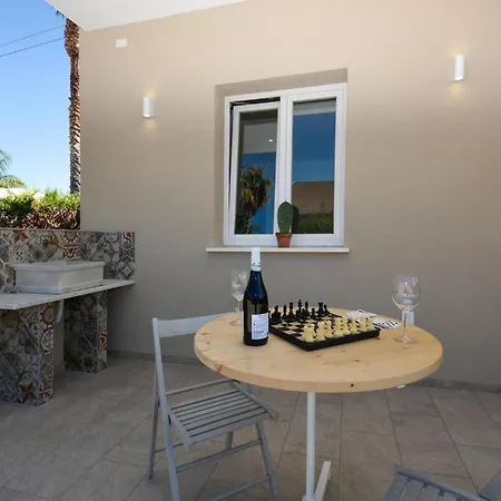 Beautiful Home In Roccazzo Comiso